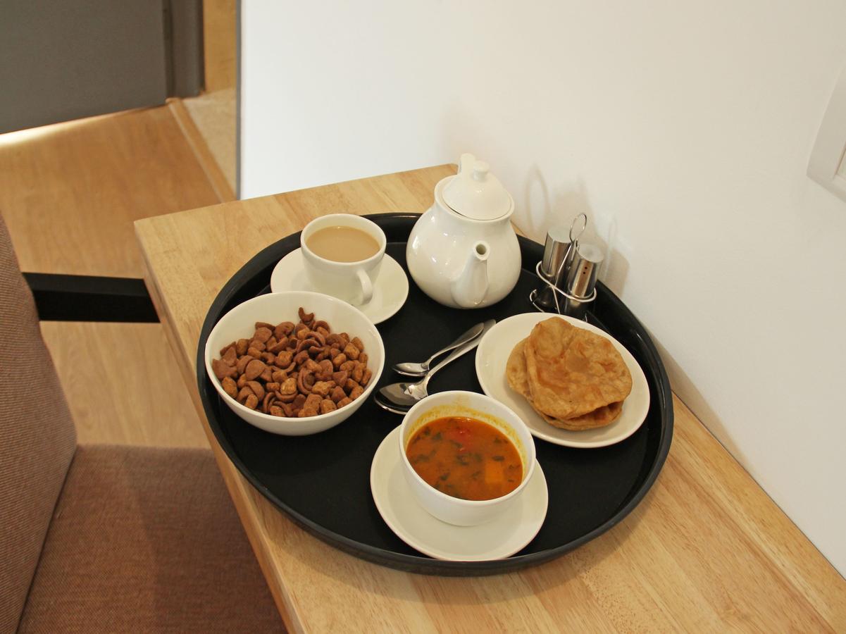 פאטנה Oyo 10994 Hotel Luxury Inn מראה חיצוני תמונה